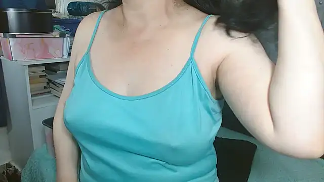 maturepriscila online show from March 2026 10:44:01 PM