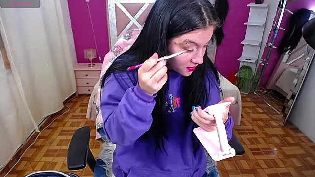 Kate Laurence  online show from February 2025 01:41:01 AM