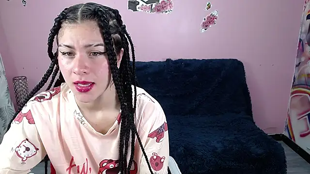 Kate Laurence  online show from December 2024 07:17:02 AM