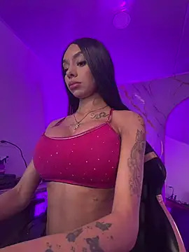 Snapshot of Tiffanny chatting on February 2026 11:10:02 AM Tiffanny online show from February 2026 11:10:02 AM