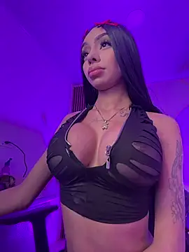 Snapshot of Tiffanny chatting on February 2026 11:32:02 AM Tiffanny online show from February 2026 11:32:02 AM