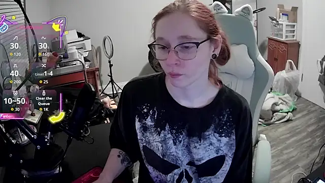 LilyFoxxx online show from October 2025 03:20:01 AM