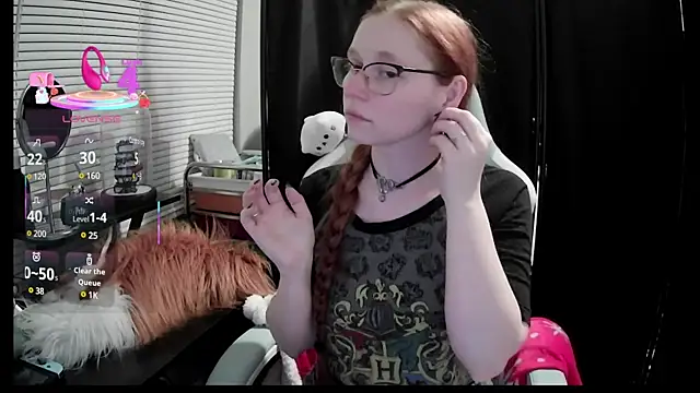 LilyFoxxx online show from March 2025 04:24:01 AM