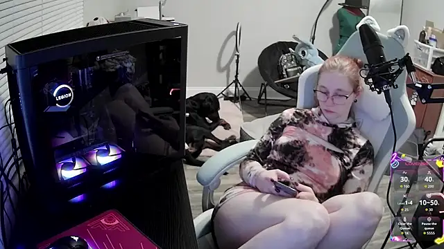 LilyFoxxx online show from November 2025 04:49:02 AM