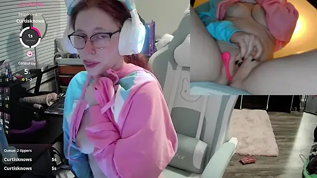 LilyFoxxx online show from February 2025 07:52:01 AM