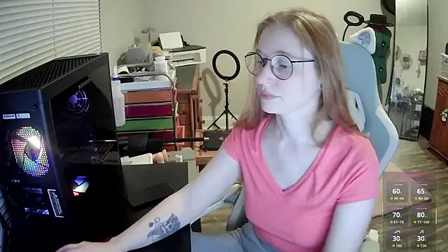 Snapshot of LilyFoxxx chatting on January 2026 06:17:02 AM LilyFoxxx online show from January 2026 06:17:02 AM