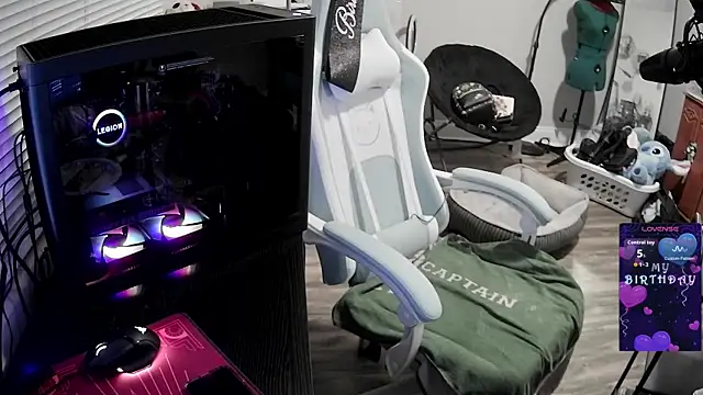 LilyFoxxx online show from November 2025 04:23:02 AM