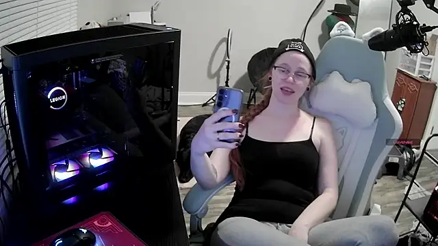 LilyFoxxx online show from November 2025 04:05:02 AM