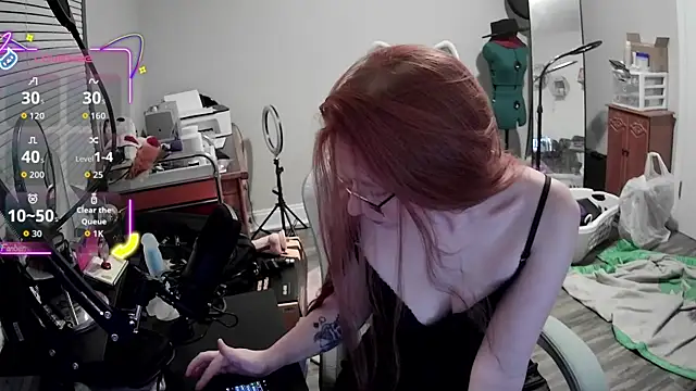 LilyFoxxx online show from September 2025 03:46:02 AM