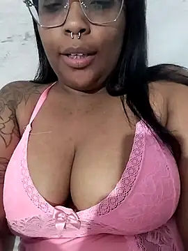 Snapshot of privadinhonm29 chatting on October 2025 09:46:01 PM privadinhonm29 online show from October 2025 09:46:01 PM