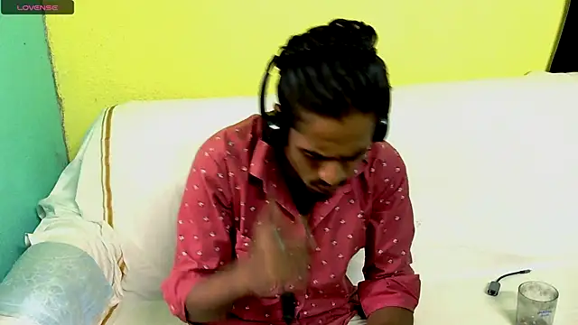 Snapshot of savage_lucifer8 chatting on December 2024 08:00:02 AM savage lucifer8 online show from December 2024 08:00:02 AM