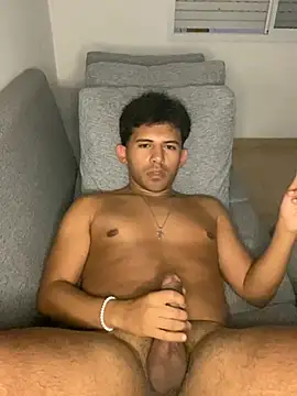 Snapshot of Aura33_ chatting on January 2025 05:43:02 AM Aura33 online show from January 2025 05:43:02 AM