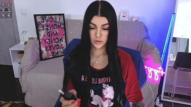 Tiffany lab online show from November 2025 08:40:01 AM