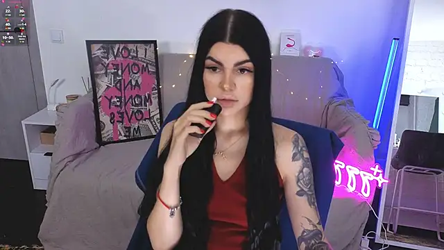 Tiffany lab online show from November 2025 10:31:01 AM