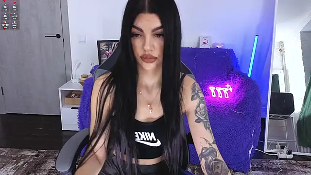 Tiffany lab online show from November 2025 09:43:01 AM