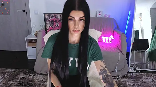 Tiffany lab online show from November 2025 12:53:02 PM