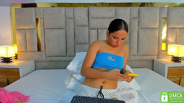 valtira nova online show from March 2026 07:37:02 PM