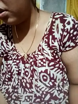Snapshot of Super-Couple chatting on May 2026 03:51:01 PM Super-Couple online show from May 2026 03:51:01 PM