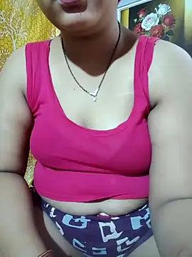 Snapshot of Super-Couple chatting on May 2026 06:38:02 AM Super-Couple online show from May 2026 06:38:02 AM