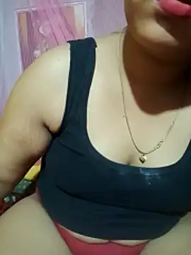 Snapshot of Super-Couple chatting on April 2026 02:56:01 PM Super-Couple online show from April 2026 02:56:01 PM