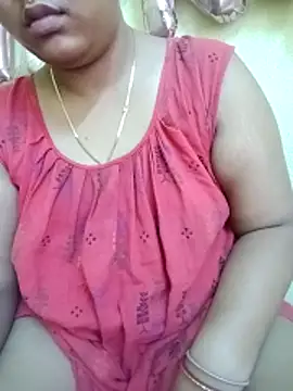 Snapshot of Super-Couple chatting on May 2026 04:08:02 AM Super-Couple online show from May 2026 04:08:02 AM