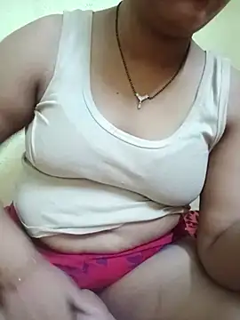 Super-Couple online show from June 2026 03:17:01 PM