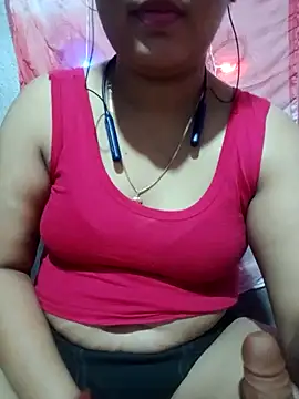 Snapshot of Super-Couple chatting on November 2025 02:40:01 PM Super-Couple online show from November 2025 02:40:01 PM