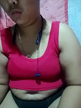 Snapshot of Super-Couple chatting on November 2025 11:10:02 AM Super-Couple online show from November 2025 11:10:02 AM