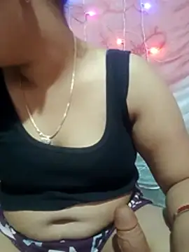 Snapshot of Super-Couple chatting on November 2025 11:49:02 AM Super-Couple online show from November 2025 11:49:02 AM