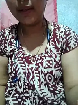 Super-Couple online show from December 2025 07:01:01 AM