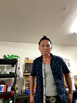 2Fly4Guy online show from October 2025 07:54:01 AM