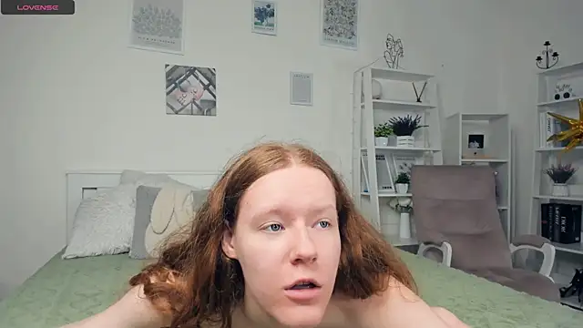 Snapshot of ZaraBluitt chatting on July 2026 08:48:01 AM ZaraBluitt online show from July 2026 08:48:01 AM
