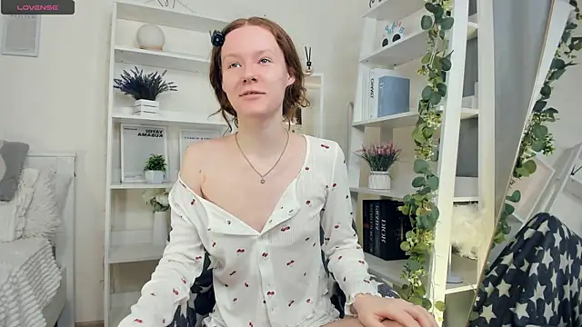 Snapshot of ZaraBluitt chatting on April 2026 09:04:02 AM ZaraBluitt online show from April 2026 09:04:02 AM