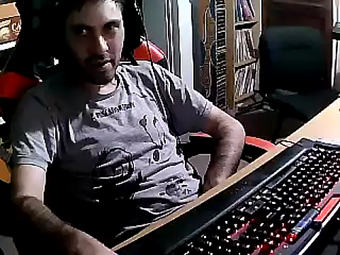 Snapshot of johnwood88 chatting on February 2025 05:51:01 AM johnwood88 online show from February 2025 05:51:01 AM