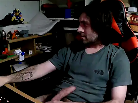 Snapshot of johnwood88 chatting on November 2025 04:41:01 AM johnwood88 online show from November 2025 04:41:01 AM