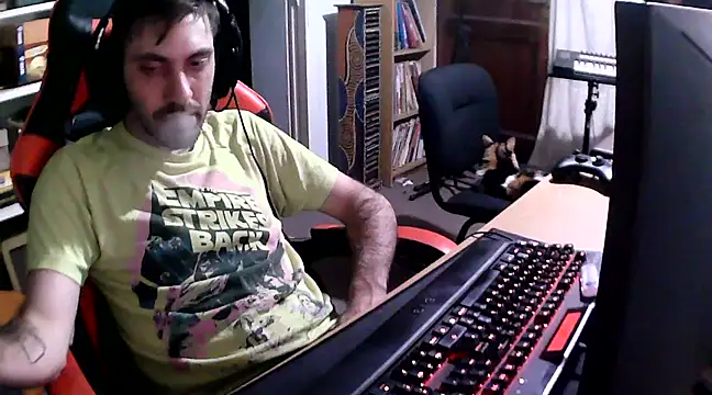 Snapshot of johnwood88 chatting on March 2025 06:27:01 AM johnwood88 online show from March 2025 06:27:01 AM