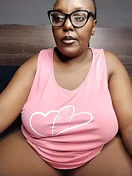 CHERRYYUMMY online show from April 2026 07:18:01 PM