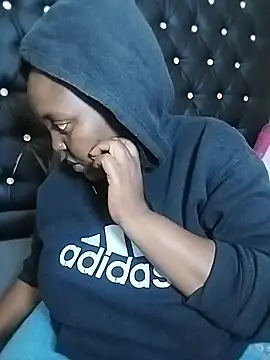 CHERRYYUMMY online show from November 2025 11:52:01 PM