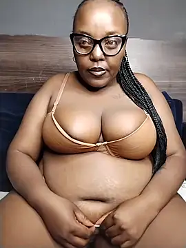 CHERRYYUMMY online show from April 2026 06:35:02 PM