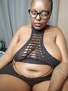 Snapshot of CHERRYYUMMY chatting on June 2026 07:20:02 PM CHERRYYUMMY online show from June 2026 07:20:02 PM
