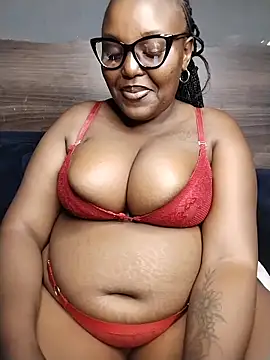 Snapshot of CHERRYYUMMY chatting on April 2026 11:44:02 AM CHERRYYUMMY online show from April 2026 11:44:02 AM