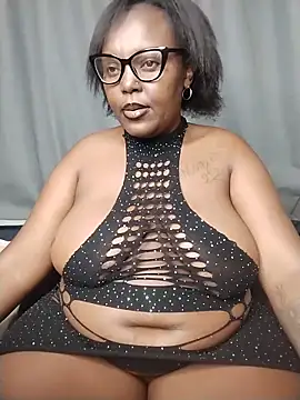 Snapshot of CHERRYYUMMY chatting on June 2026 04:39:02 AM CHERRYYUMMY online show from June 2026 04:39:02 AM