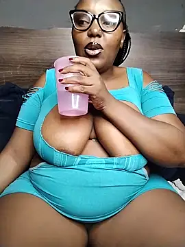 CHERRYYUMMY online show from April 2026 03:21:02 AM