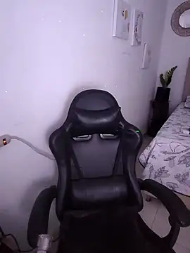 milf venus online show from April 2026 07:43:02 PM