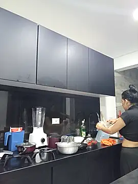 Sofi hot 4m online show from February 2026 01:28:02 AM