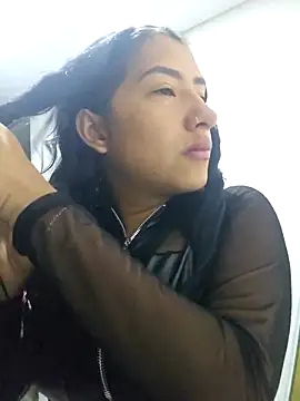 Sofi hot 4m online show from February 2026 04:04:01 PM