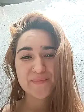 Snapshot of alexax0 chatting on February 2025 08:00:01 PM alexax0 online show from February 2025 08:00:01 PM