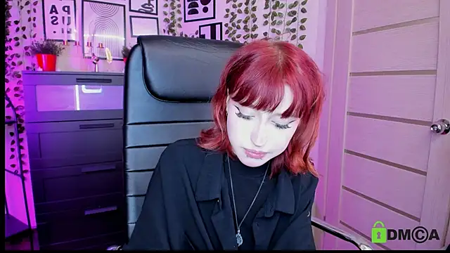 ElizaNik  online show from July 2026 08:50:02 PM