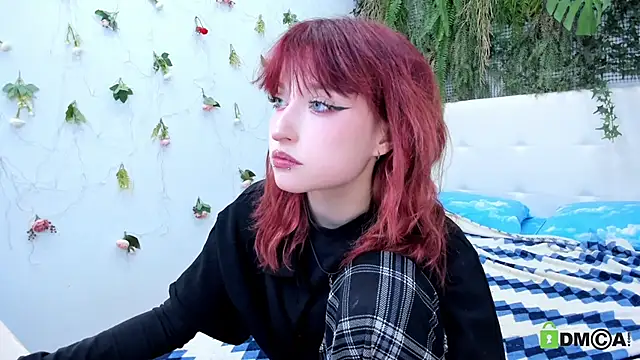 ElizaNik  online show from April 2026 11:34:02 PM