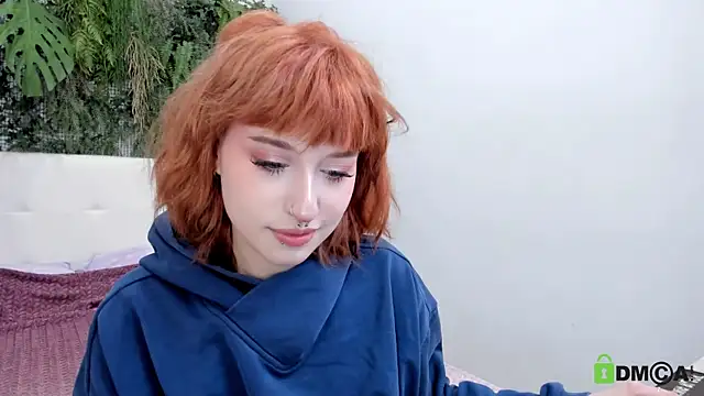 Snapshot of ElizaNik_ chatting on October 2025 08:45:01 PM ElizaNik online show from October 2025 08:45:01 PM